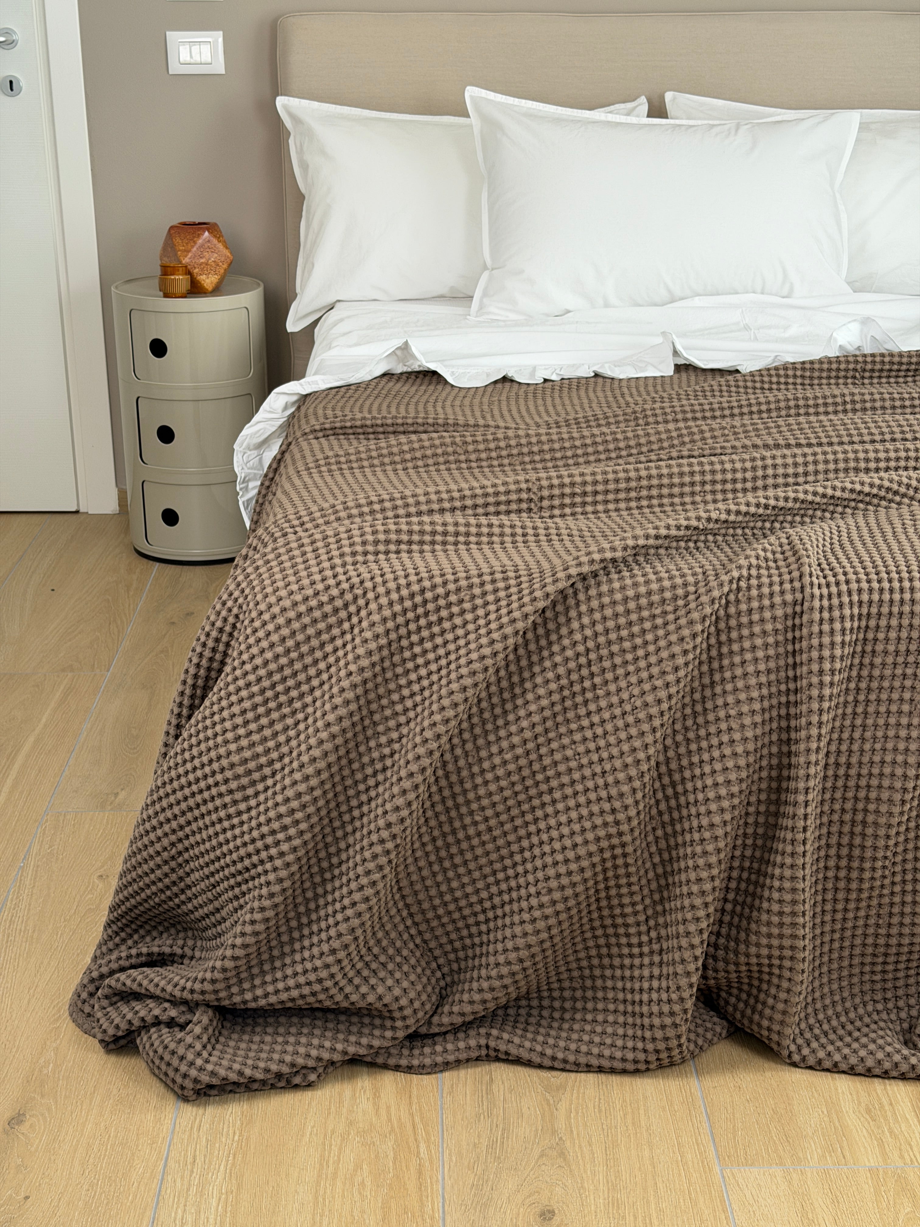 Copriletto Ape Regina Made in Italy Letto Moreali Tessile Casa Matrimoniale 270 x 270 Cioccolato