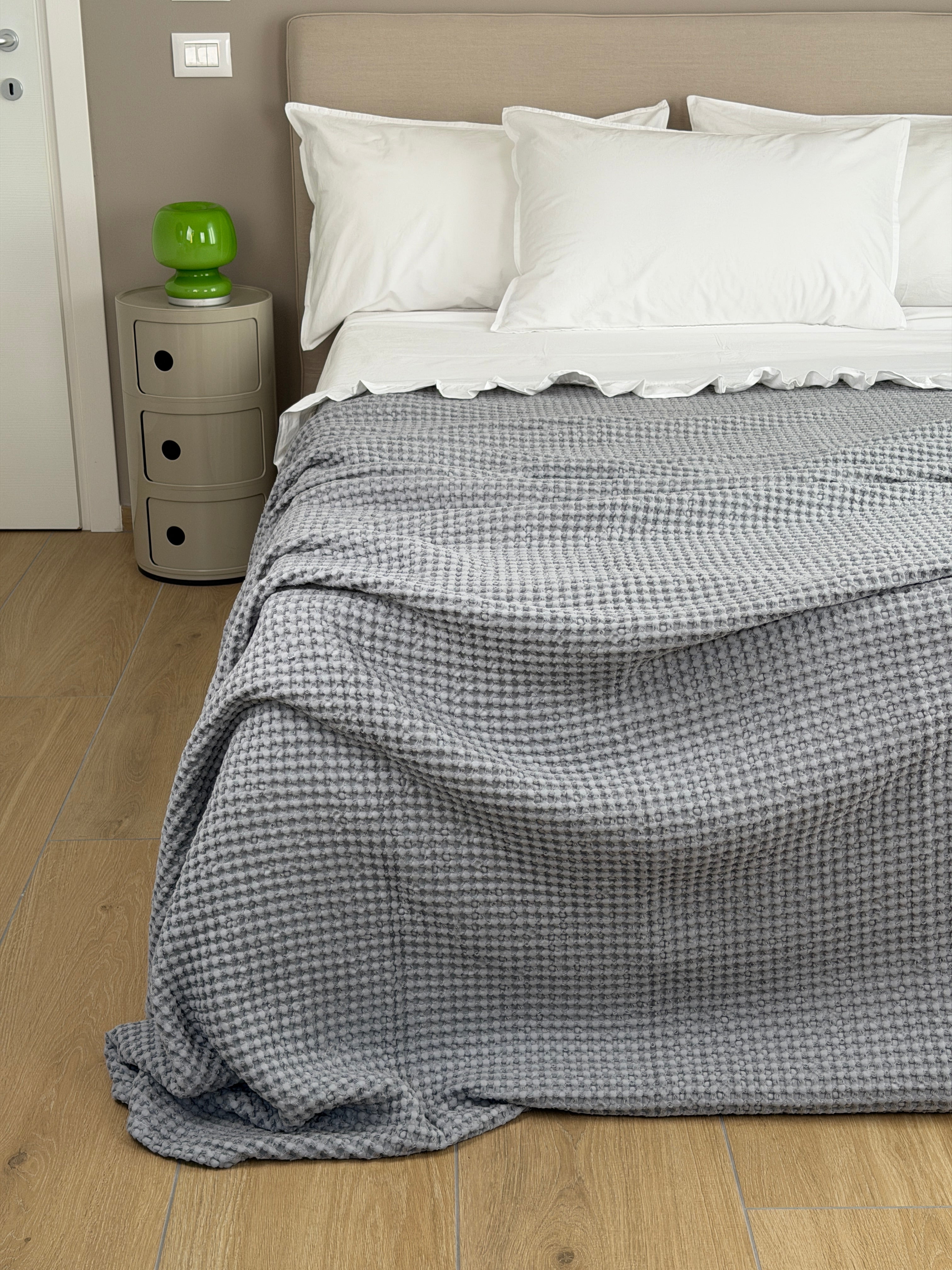 Copriletto Ape Regina Made in Italy Letto Moreali Tessile Casa Matrimoniale 270 x 270 Grigio