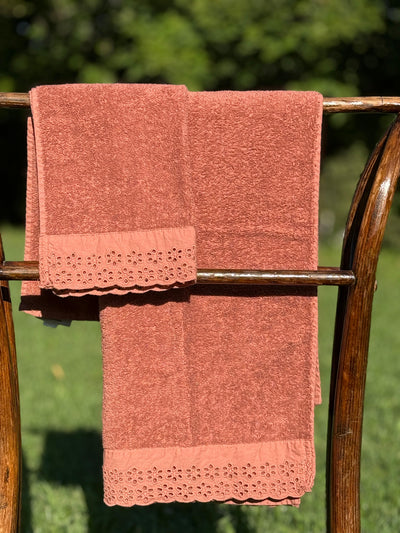 Set Asciugamani Bordo Sangallo Bagno Moreali Tessile Casa 60 x 100 / 40 x 60 Marrakech